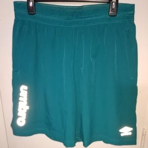 Umbro Shorts Sz Lg